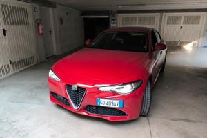 Alfa Romeo Giulia 2.2 Turbo Diesel 160 CV – Rosso 