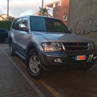 Mitsubishi pajero wagon inscritta ASI 