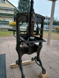 Torchio tipografico del 1850 in ghisa