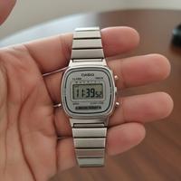 orologio  digitale Casio LA670W