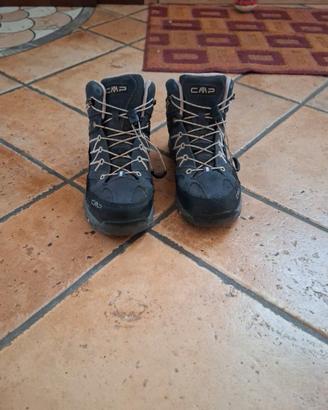 scarpe ragazza da trekking nr 35 cmp