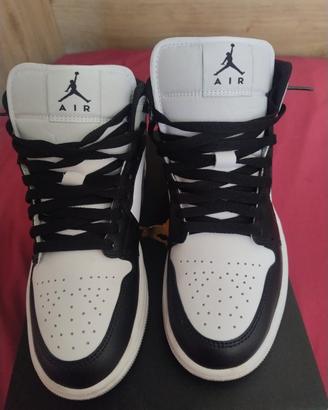 scarpe Jordan n 40 usate un paio di volte