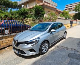 RENAULT Clio - 2021