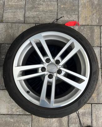 Cerchi e gomme 18 Audi tt mk3 originali 