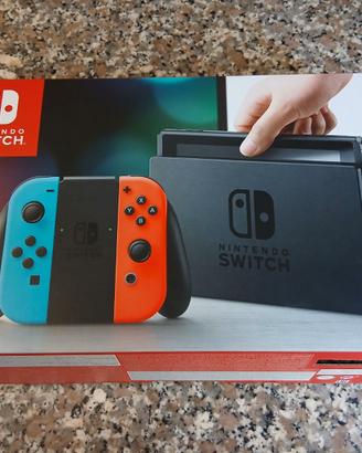 Nintendo Switch (Versione Day One- Neon)