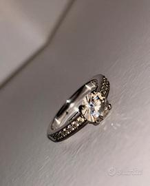 Anello solitario Swarovski