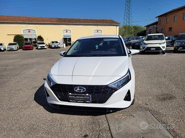 HYUNDAI i20 1.2 MPI MT GPL Connectline EXTERIOR