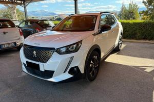 Peugeot 2008 BlueHDi 130 S&S EAT8 Allure