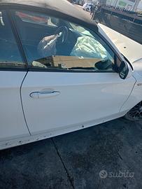 Porta dx bmw 118d anno 2010 cabrio E88