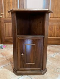 Mobiletto angolare in legno vintage