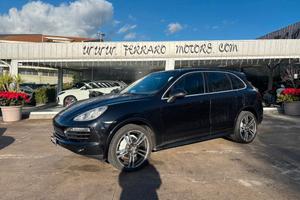 Porsche Cayenne 3.0 Diesel 2012/ 257.000 KM Tua a 