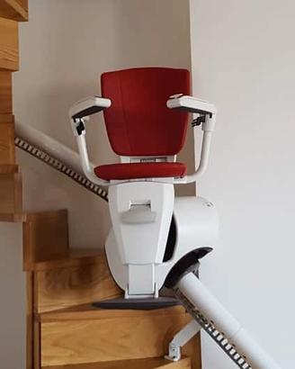 Poltroncina con motore montascale Flow 2A