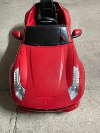 Ferrari elettrica completa di caricabatterie