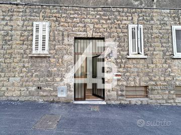 MAGAZZINI - 15M² - VIA BAIAMONTI, 41