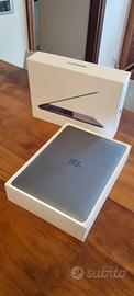 Macbook pro 2019 13' 16gb 512gb intel i7