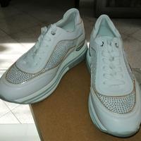 scarpe sneaker da donna "Bata" 