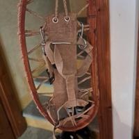 vecchie ciaspole in legno 