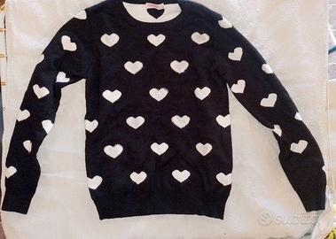 Maglione Nero a Cuori Bianchi - Stile Romantico