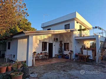 Villa o villino - San Giovanni la Punta