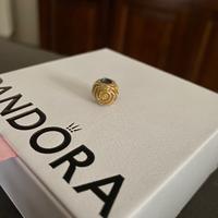 Pandora charm rosa gialla con brillantini