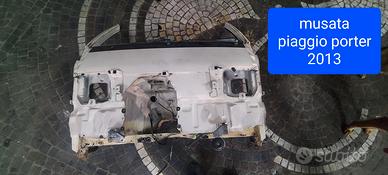 musata piaggio porter 2013 -cabina