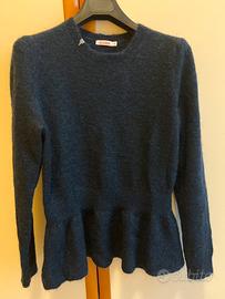 Maglione blu elettrico.