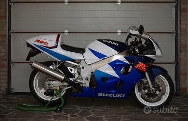 Suzuki gsx r srad 600 ASI