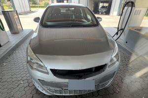 Opel astra j