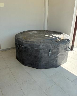 Piscina idromassaggio - lay-z-spa CARRARA