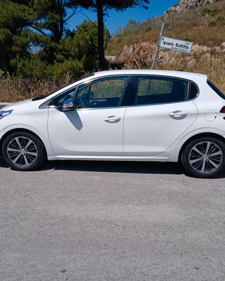 Peugeot 208 1.6 Diesel Allure