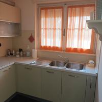 Cucina angolare completa con elettrodomestici