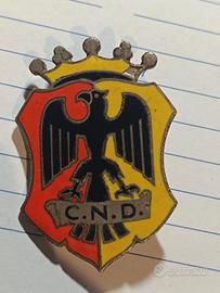 spilla tedesca metallo e smalto 