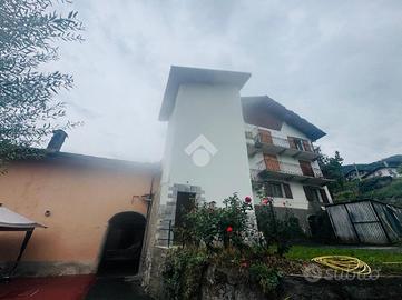 CASA SEMINDIPENDENTE A CHARVENSOD