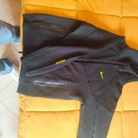 Tuta teck nike