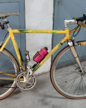 Bici da corsa marca Perna allumineo light