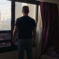 Uomo di fiducia guardiano aiutante