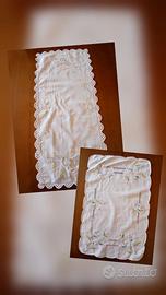 Runner e centro tavola ricamati a mano 🌸