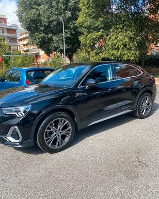Audi Q3 Sportback sline 1.5  tfsi mhev