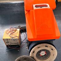 Lava e asciuga pavimenti Grizzly EOS M24