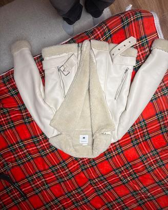 Montone bianco panna