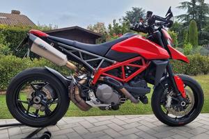 hypermotard 950