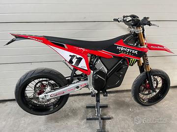 Starkvarg ex 80cv motard targata