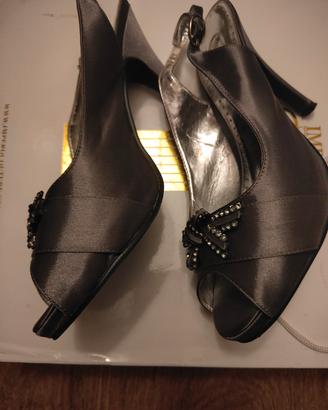 elegante set di scarpe e pochette
