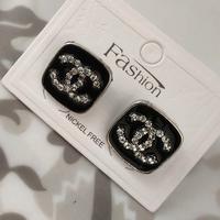 orecchini bijoux ispirati a Chanel