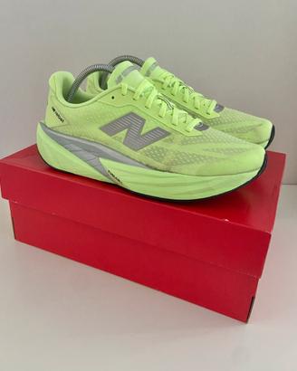 New Balance FuelCell Rebel V5 - Taglia 43