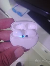 cuffiette bluetooth bianche