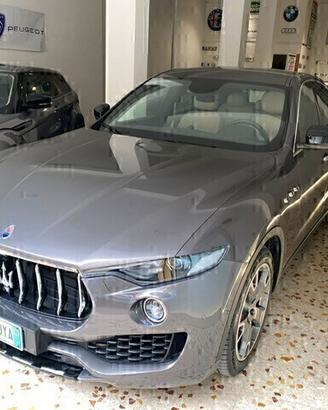 Maserati Levante V6 Diesel 12/2017 Granlusso