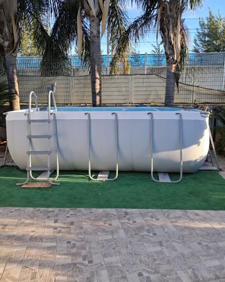 Piscina fuori terra 4,41 x 2,41 metri