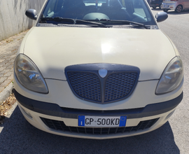 Lancia Y