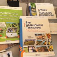 Libri usati ma tenuti benissimo per scuola agraria